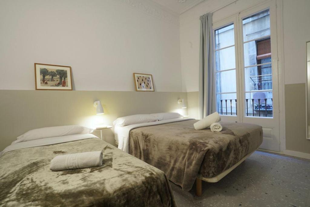 Hostal Hera Barcellona Esterno foto