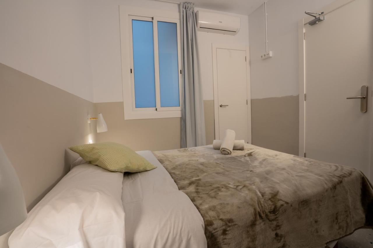 Hostal Hera Barcellona Esterno foto