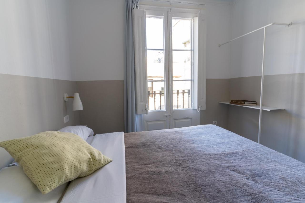 Hostal Hera Barcellona Esterno foto